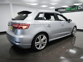 Used Audi A3 2018 for sale - 76123071: Photo 3