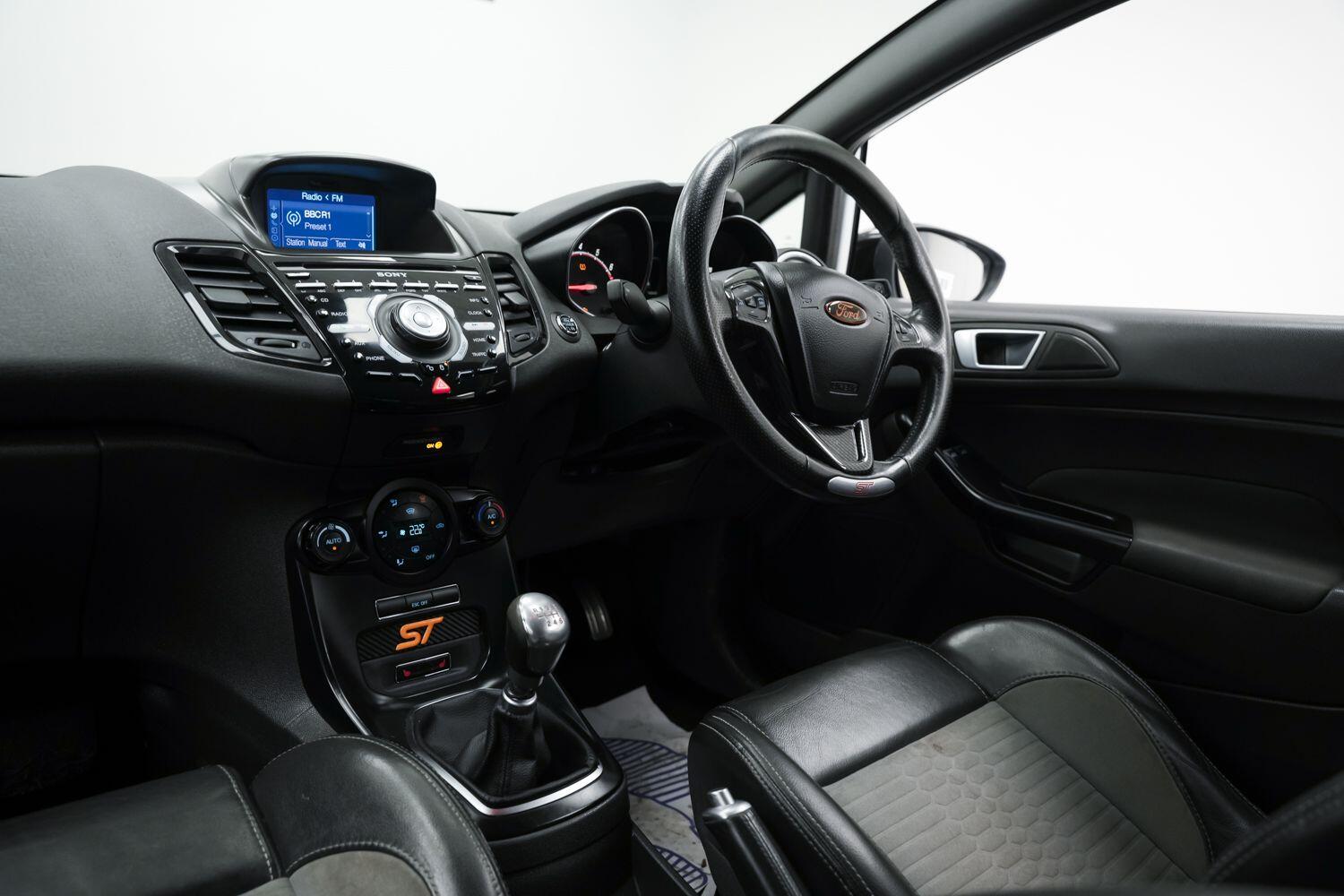 Used Ford Fiesta 2016 for sale - 76926222: Photo 12