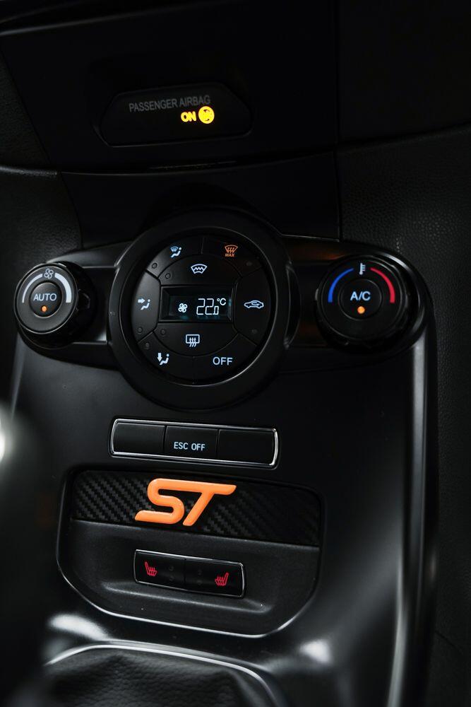 Used Ford Fiesta 2016 for sale - 76926222: Photo 14