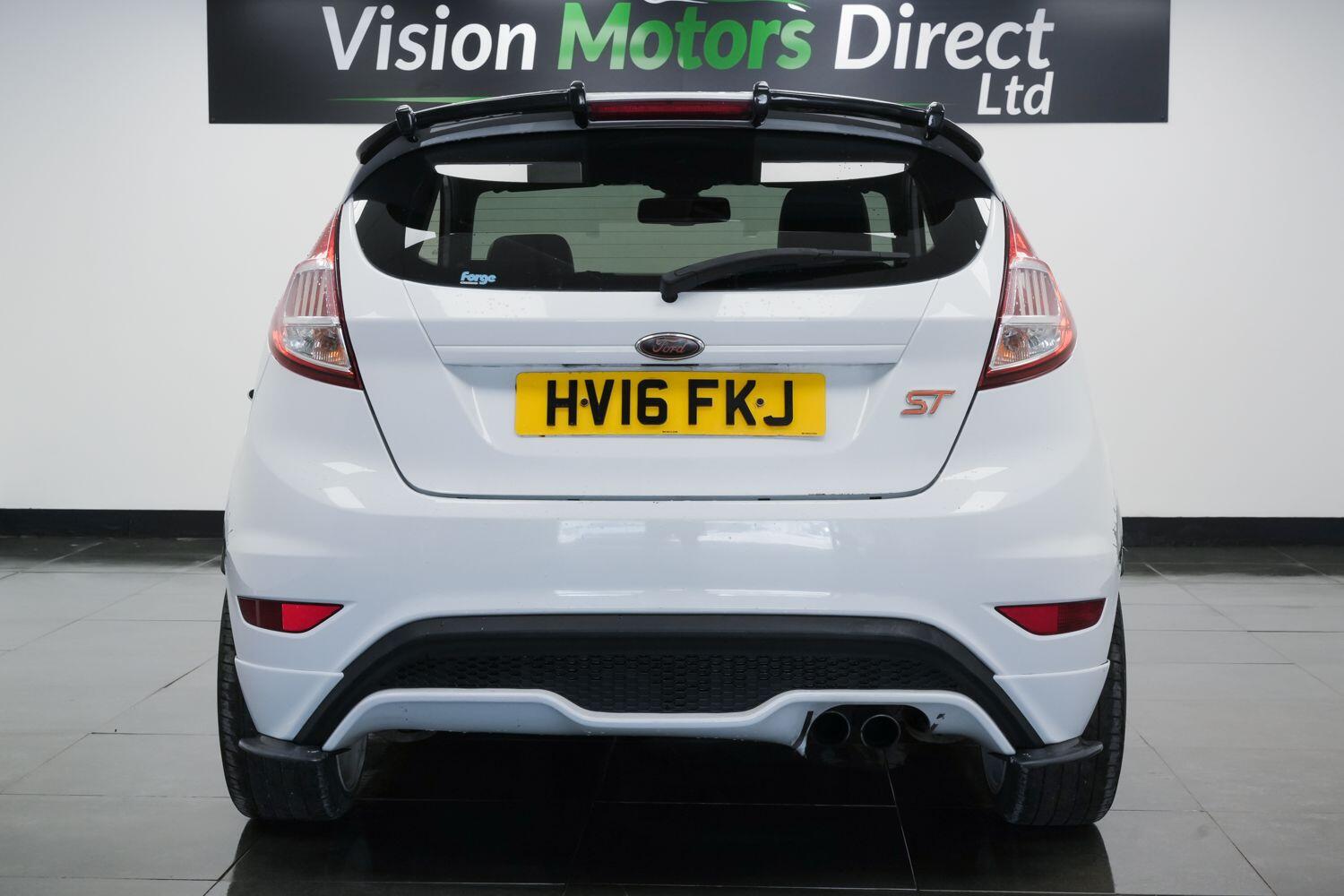 Used Ford Fiesta 2016 for sale - 76926222: Photo 3