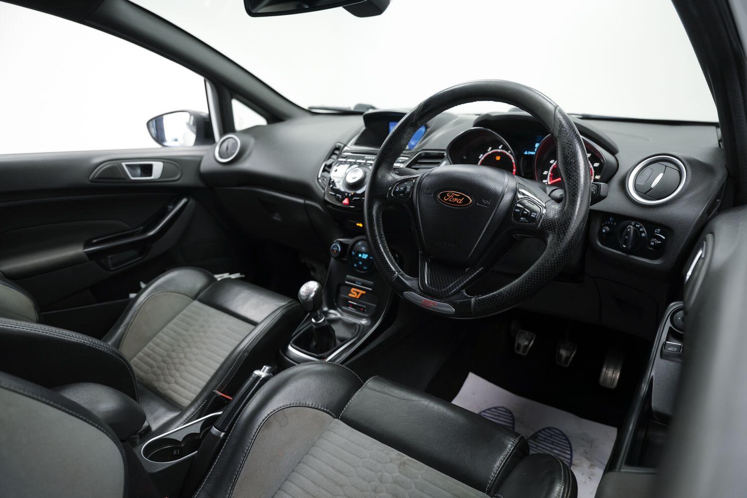 Used Ford Fiesta 2016 for sale - 76926222: Photo 7