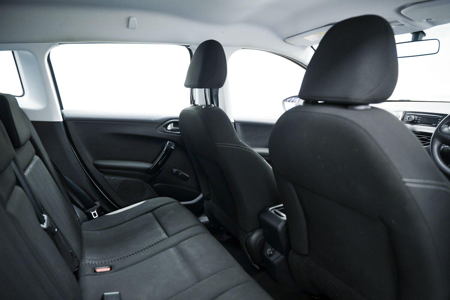 Used Peugeot 2008 2016 for sale - 77166800: Photo 15