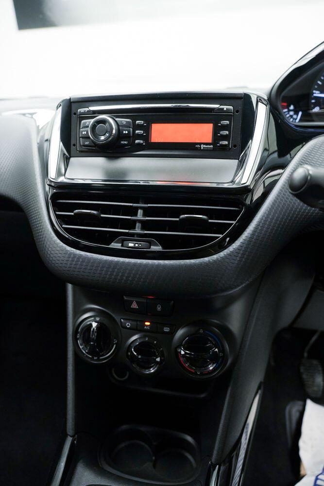 Used Peugeot 2008 2016 for sale - 77166800: Photo 24