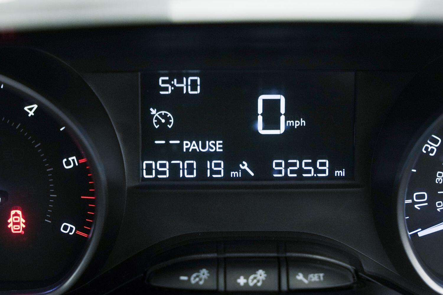 Used Peugeot 2008 2016 for sale - 77166800: Photo 26