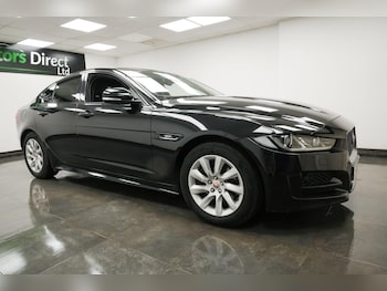 Used Jaguar XE 2017 for sale - 75327074: Photo