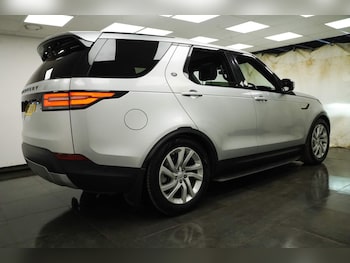Used Land Rover Discovery 2019 for sale - 77166981: Photo