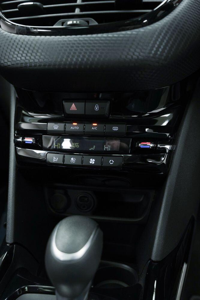 Used Peugeot 2008 2018 for sale - 77469288: Photo 25