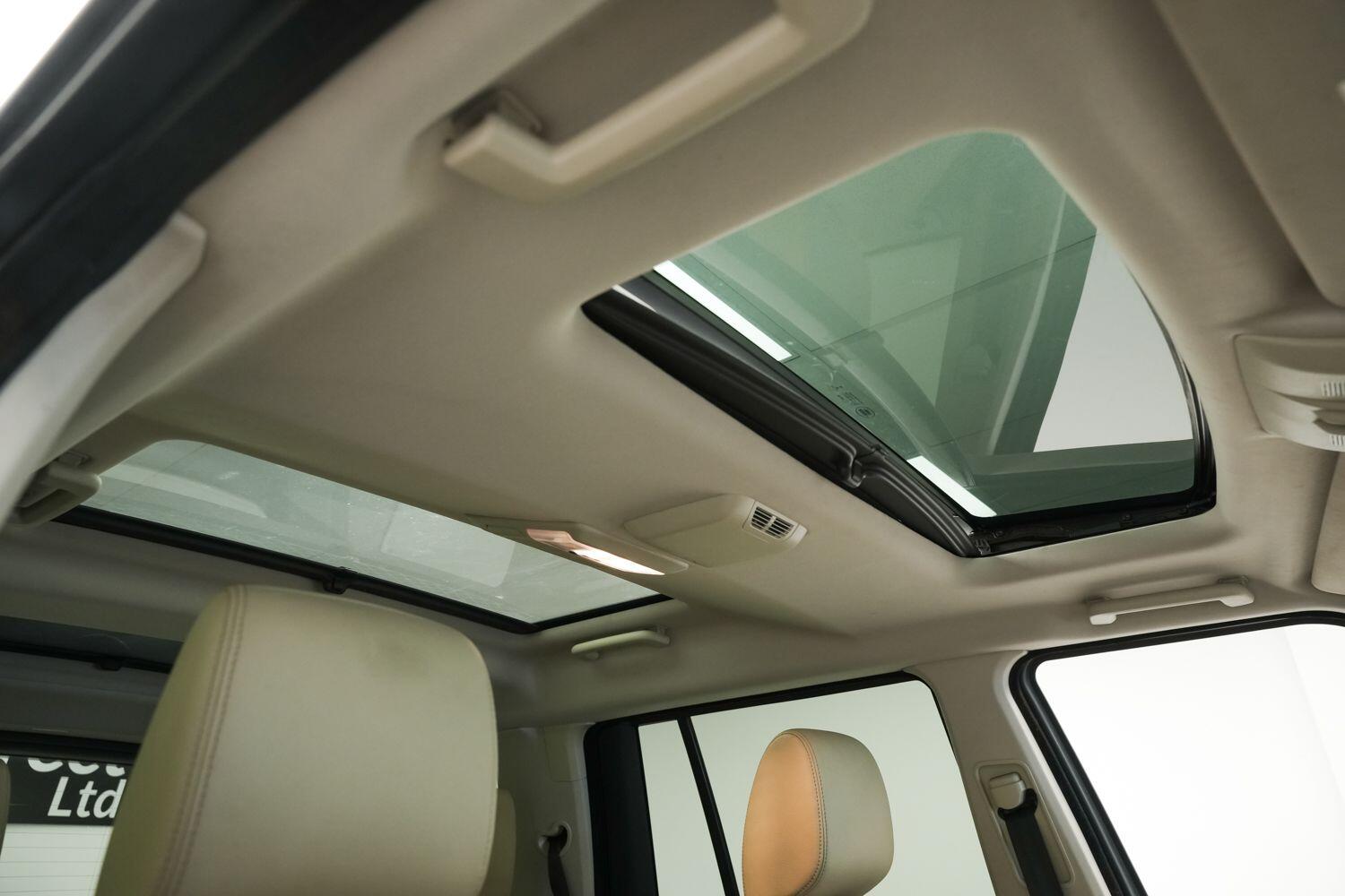 Used Land Rover Discovery 2014 for sale - 76752487: Photo 13