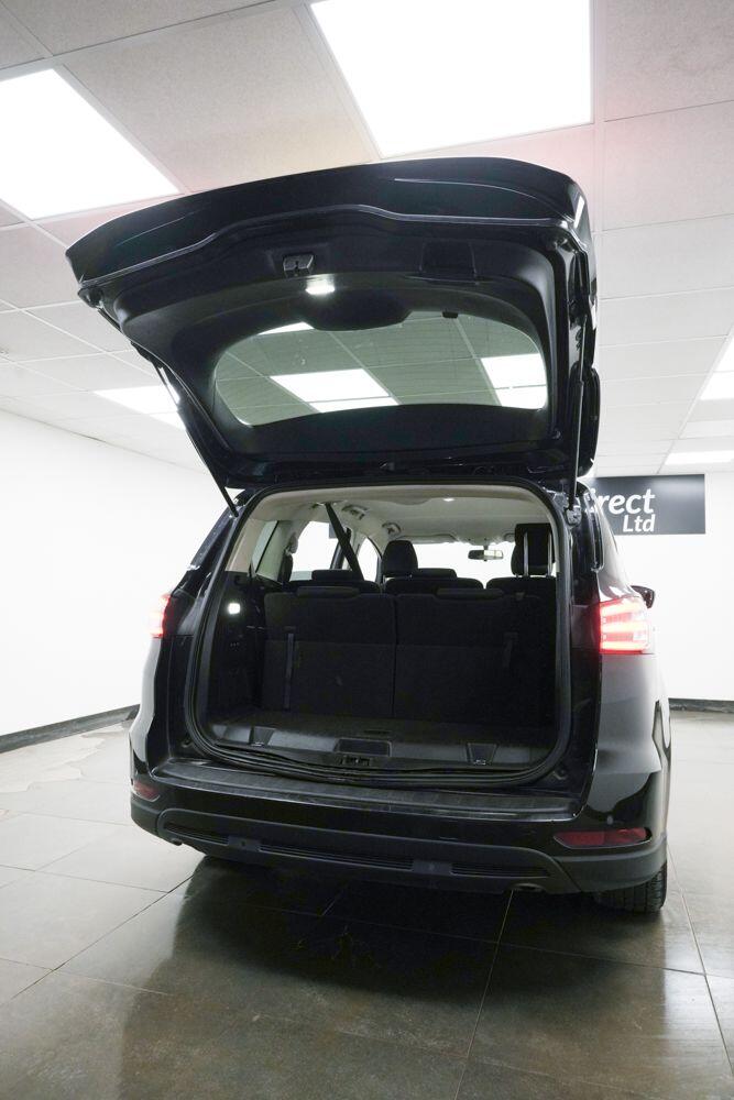 Used Ford S-Max 2017 for sale - 77440205: Photo 8