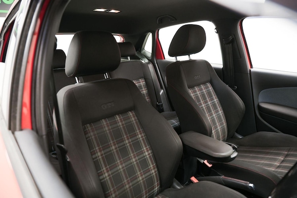 Used Volkswagen Polo 2012 for sale - 76336463: Photo 11