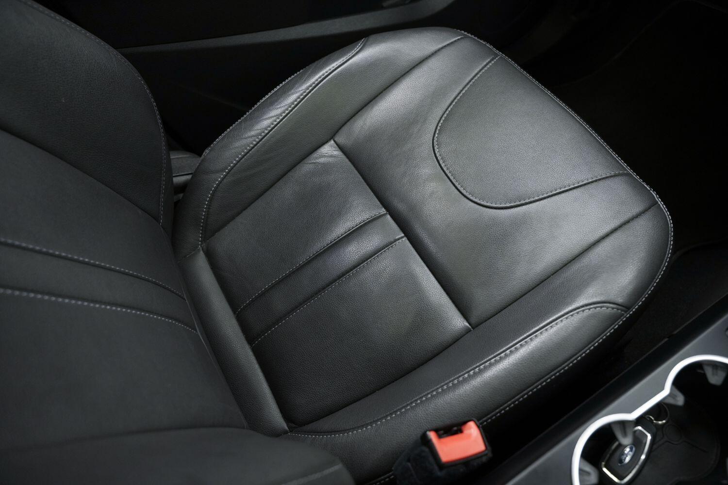 Used Ford Kuga 2014 for sale - 76824778: Photo 24