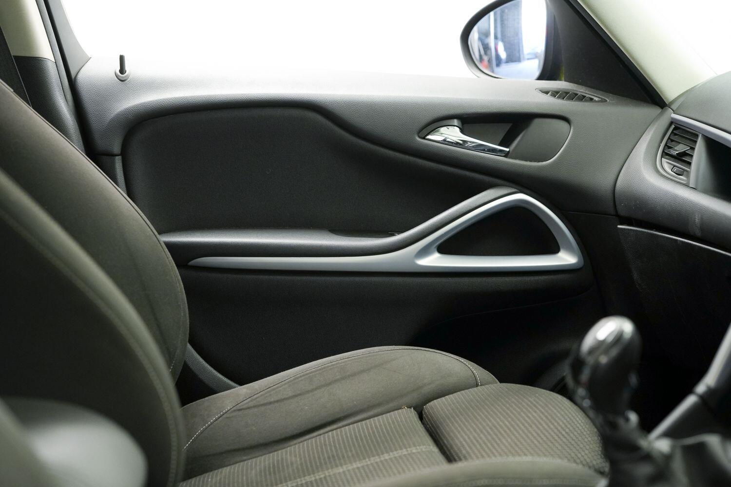 Used Vauxhall Zafira Tourer for sale - 78135716: Photo 17