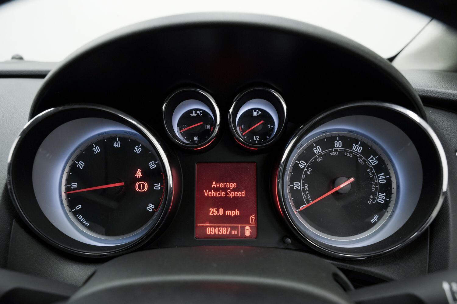 Used Vauxhall Astra 2013 for sale - 77040860: Photo 25