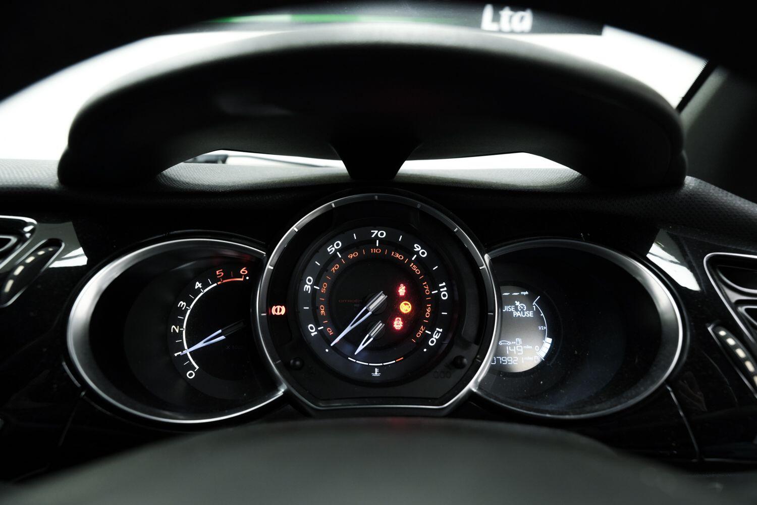 Used Citroen DS3 2013 for sale - 76592332: Photo 20