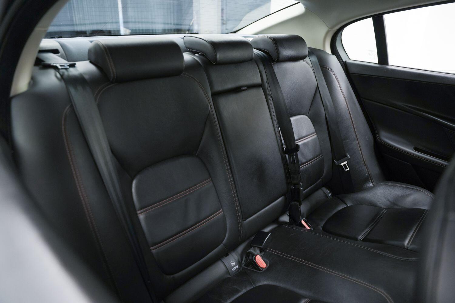 Used Jaguar XE for sale - 77237951: Photo 14