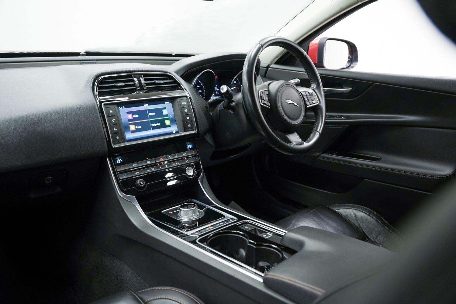 Used Jaguar XE for sale - 77237951: Photo 21