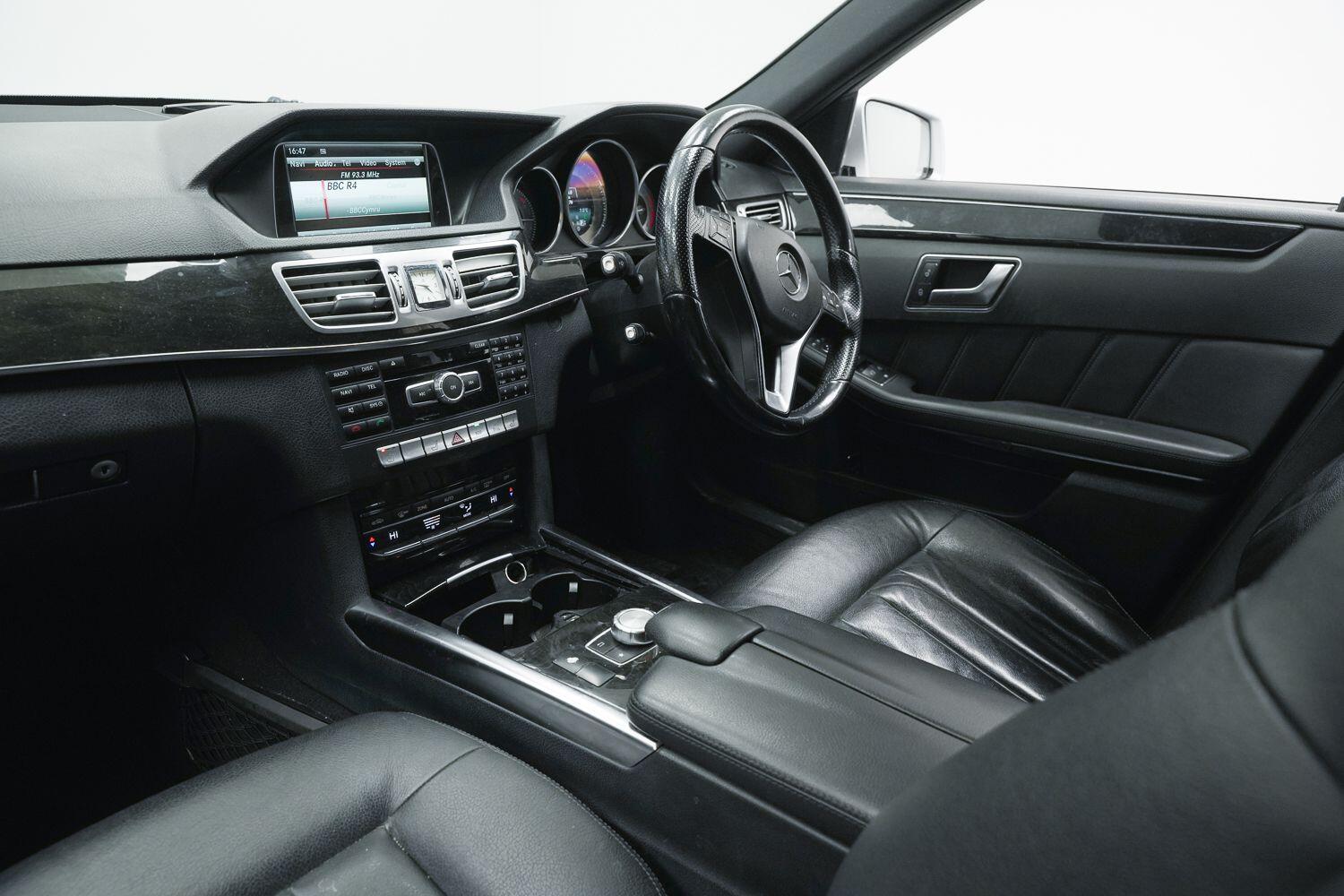 Used Mercedes-Benz E Class 2013 for sale - 77798901: Photo 19