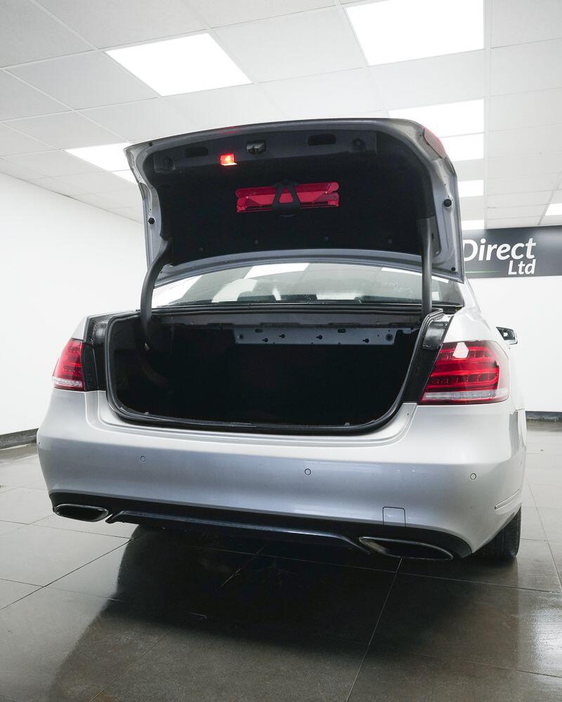 Used Mercedes-Benz E Class 2013 for sale - 77798901: Photo 8