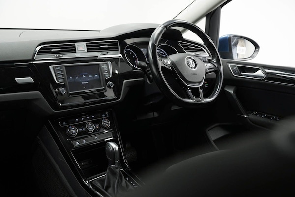 Used Volkswagen Touran 2017 for sale - 76228074: Photo 15