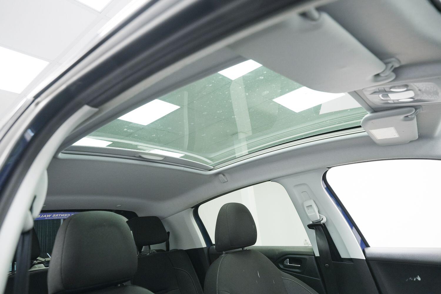 Used Peugeot 208 2017 for sale - 77898197: Photo 13