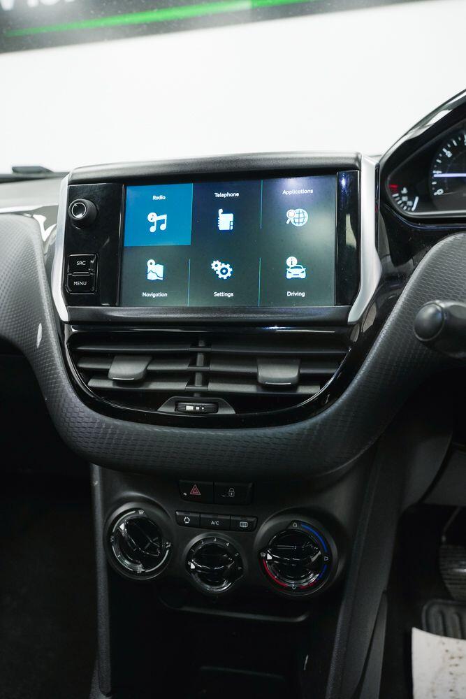 Used Peugeot 208 2017 for sale - 77898197: Photo 19