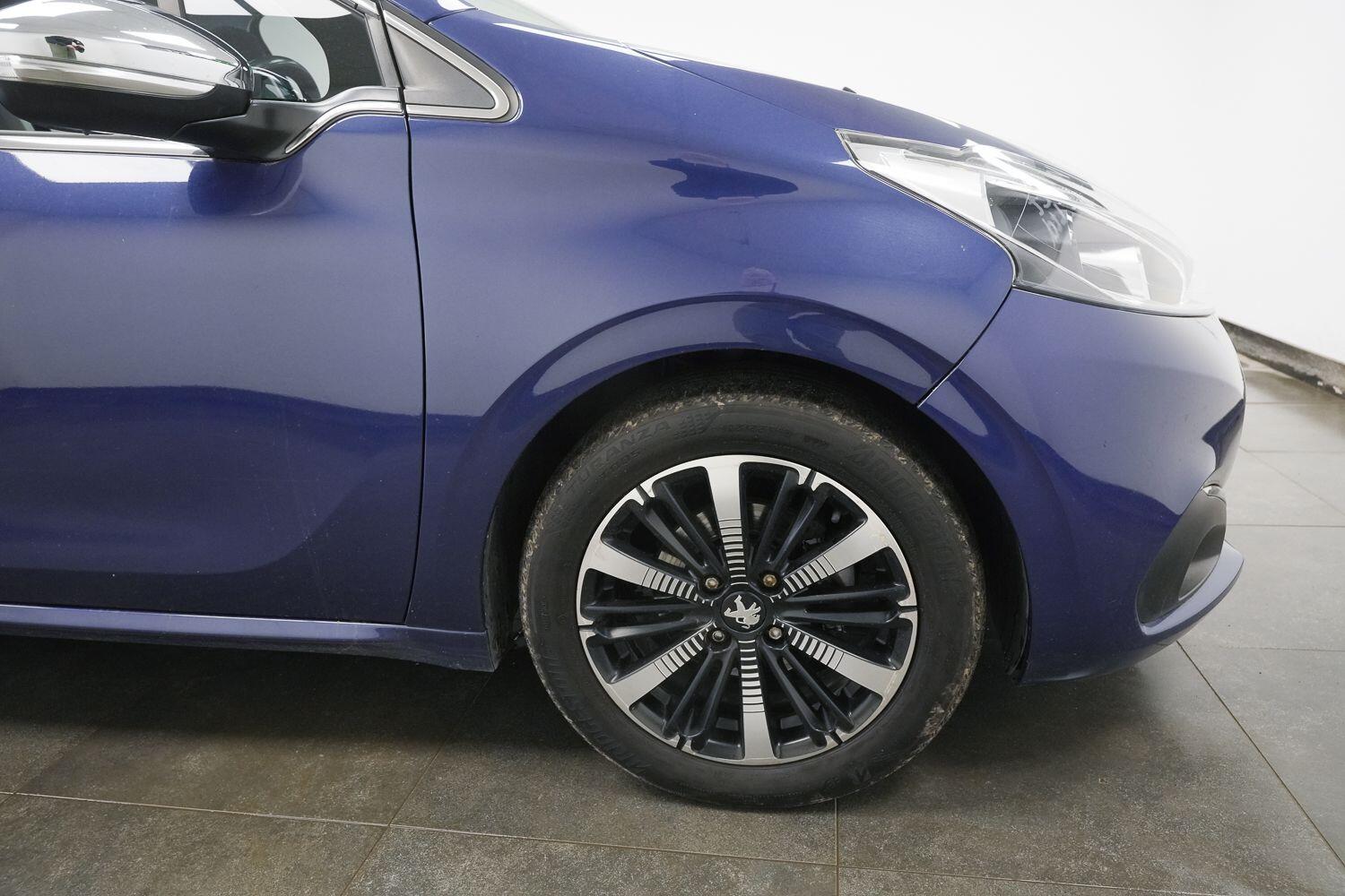 Used Peugeot 208 2017 for sale - 77898197: Photo 5