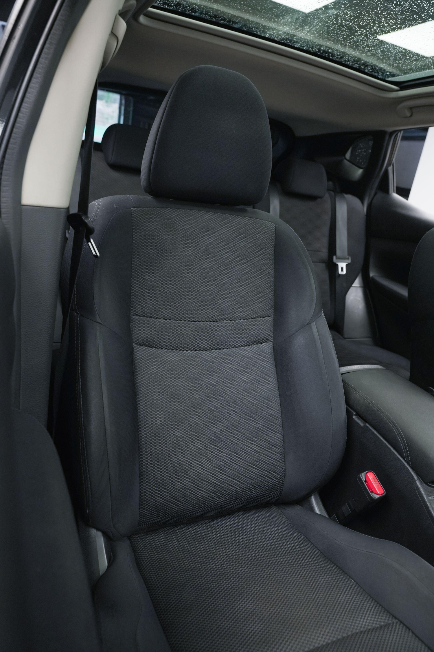 Used Nissan Qashqai 2015 for sale - 77768081: Photo 13