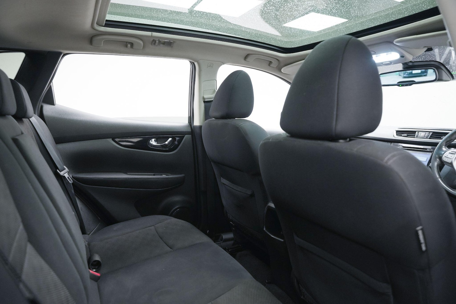 Used Nissan Qashqai 2015 for sale - 77768081: Photo 17