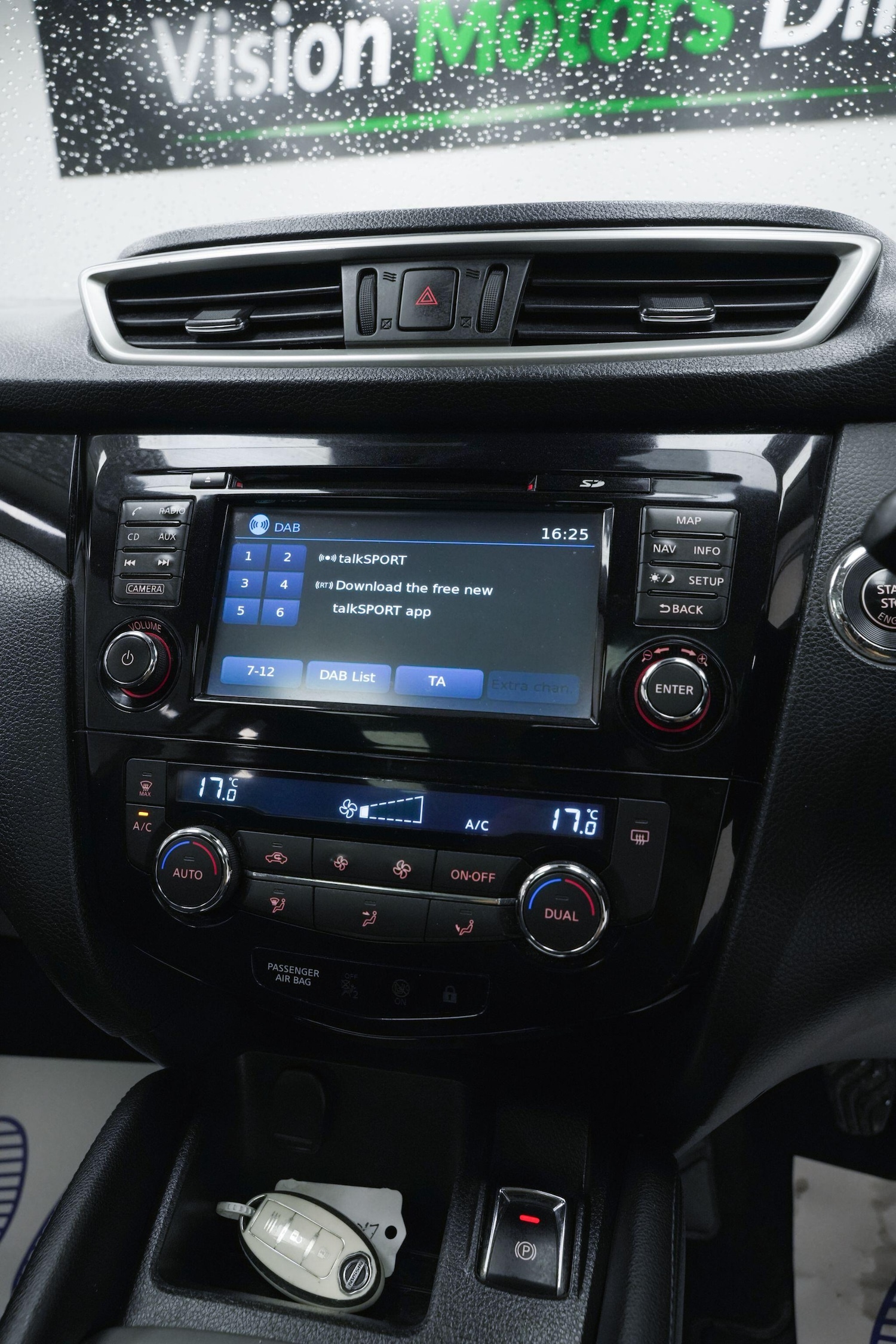 Used Nissan Qashqai 2015 for sale - 77768081: Photo 26