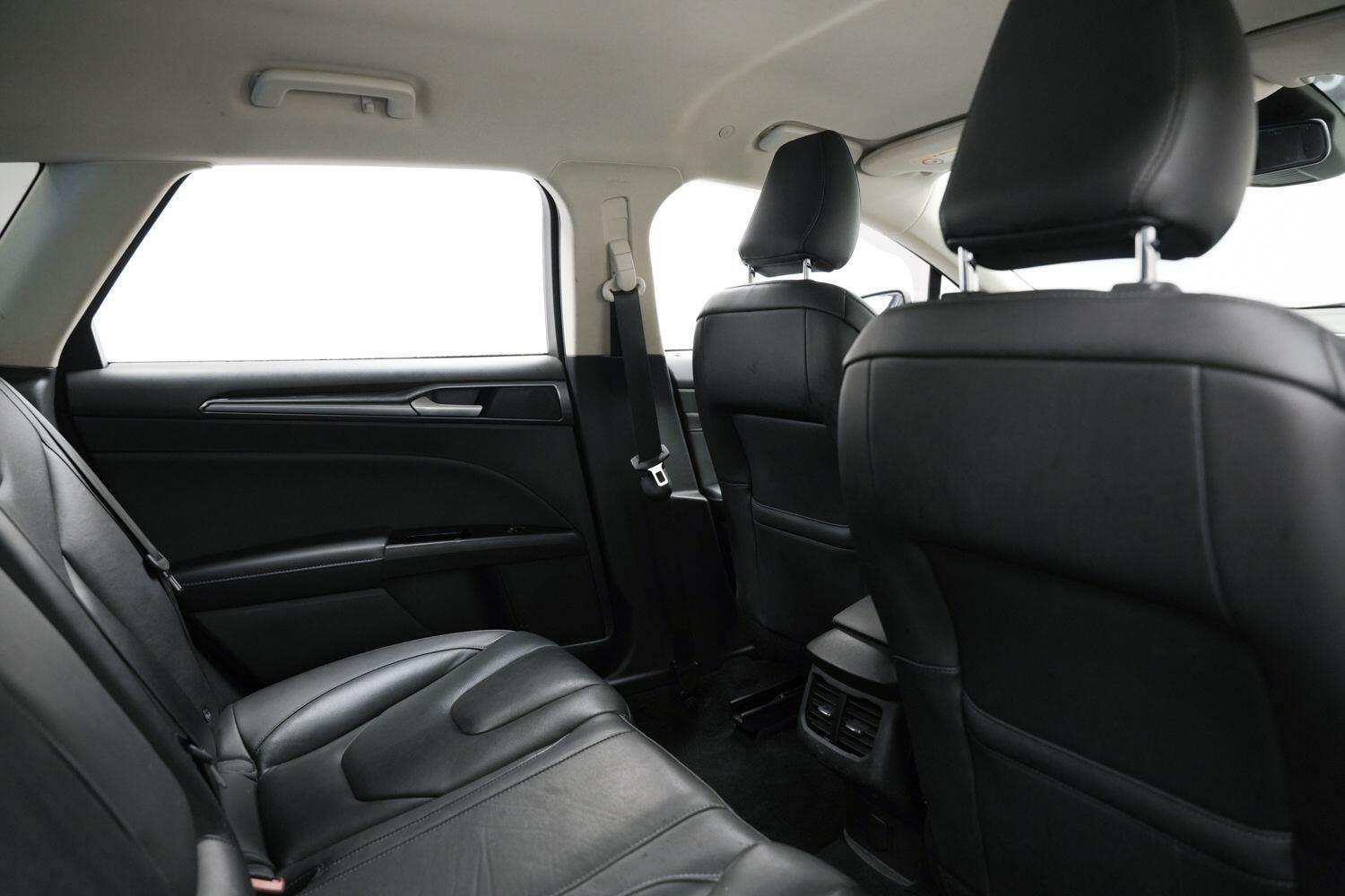 Used Ford Mondeo 2019 for sale - 76388508: Photo 16