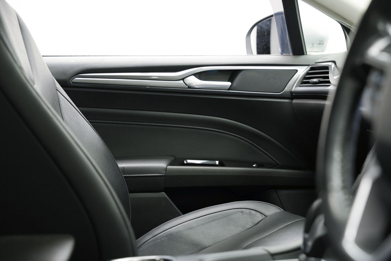 Used Ford Mondeo 2019 for sale - 76388508: Photo 20