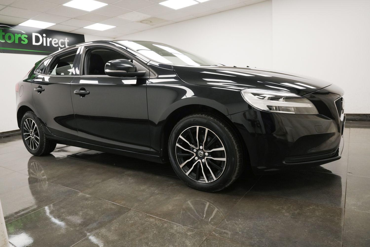 Used Volvo V40 2017 for sale - 76360787: Photo 4