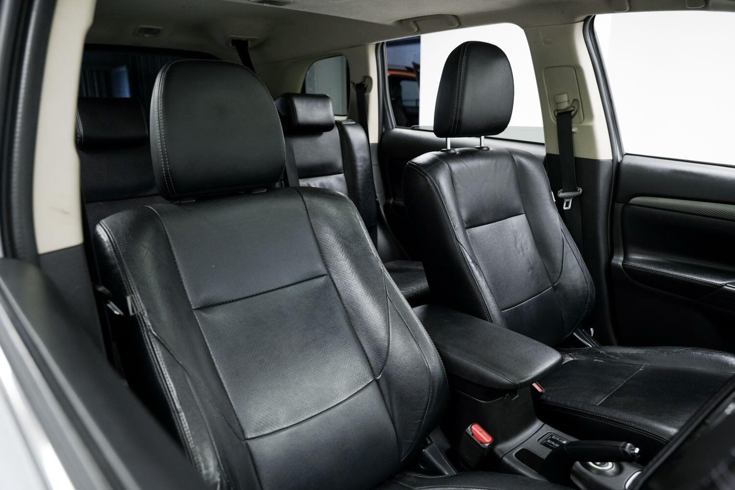 Used Mitsubishi Outlander 2013 for sale - 77454819: Photo 12