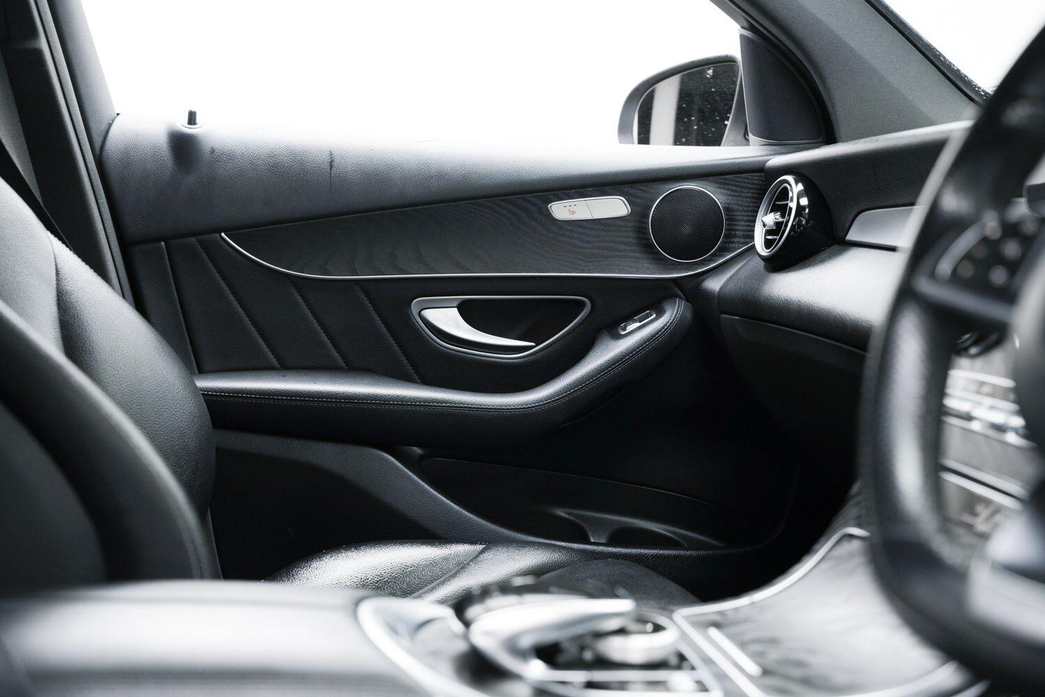 Used Mercedes-Benz GLC 2017 for sale - 77738459: Photo 21