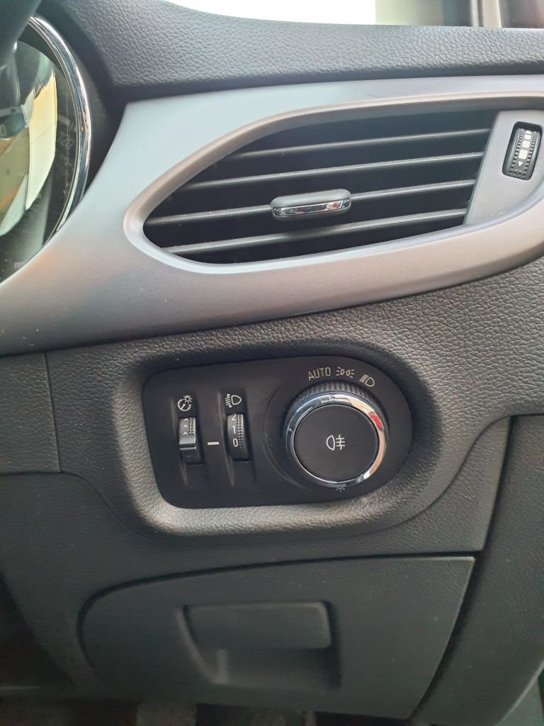 Used Vauxhall Astra 2016 for sale - 77080468: Photo 14