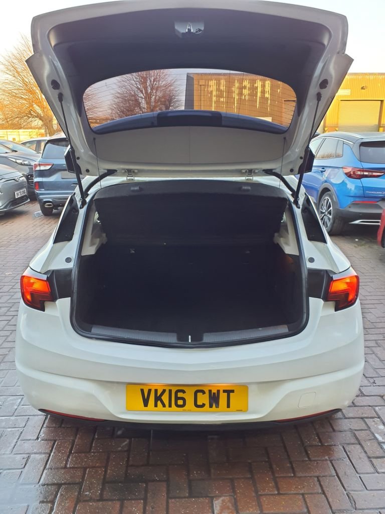Used Vauxhall Astra 2016 for sale - 77080468: Photo 9