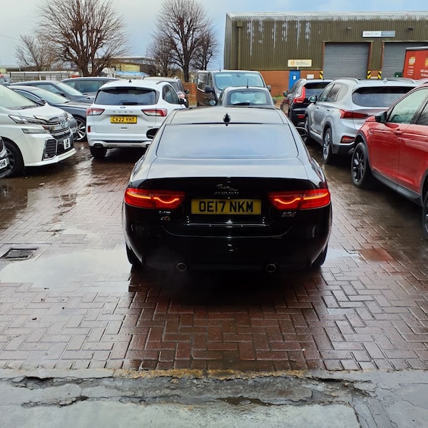 Used Jaguar XE 2017 for sale - 73596229: Photo 7