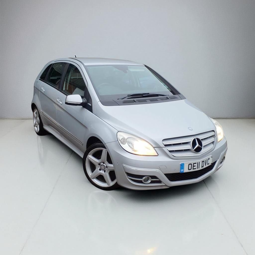 Used Mercedes-Benz B Class 2011 for sale - 76173216: Photo 1