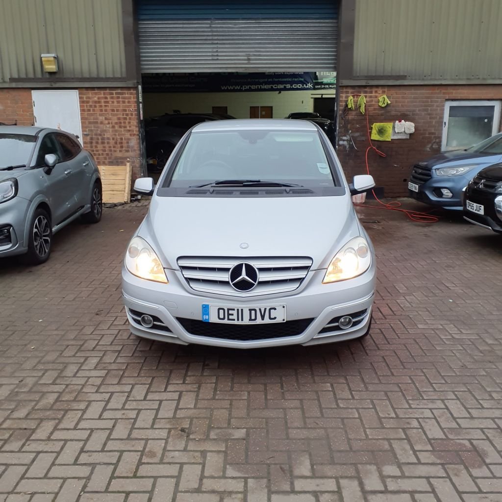 Used Mercedes-Benz B Class 2011 for sale - 76173216: Photo 2