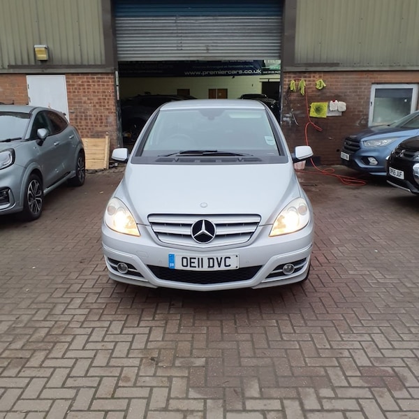 Used Mercedes-Benz B-Class 2011 for sale - 76173216: Photo 2
