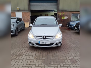 Used Mercedes-Benz B-Class 2011 for sale - 76173216: Photo 2