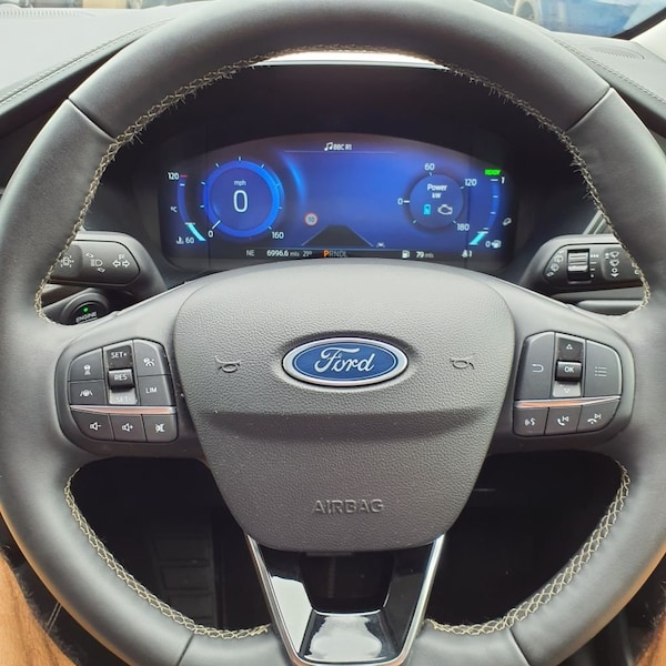 Used Ford Kuga 2023 for sale - 75433499: Photo 13