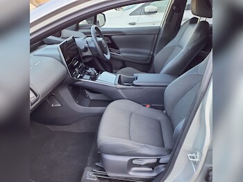 Used Toyota Other 2024 for sale - 77302101: Photo