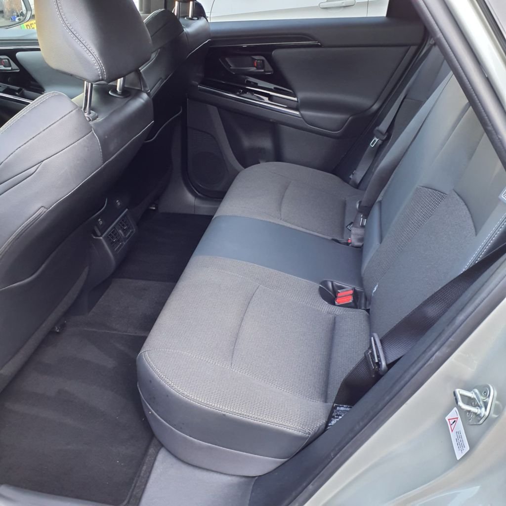 Used Toyota Other 2024 for sale - 77302101: Photo 5