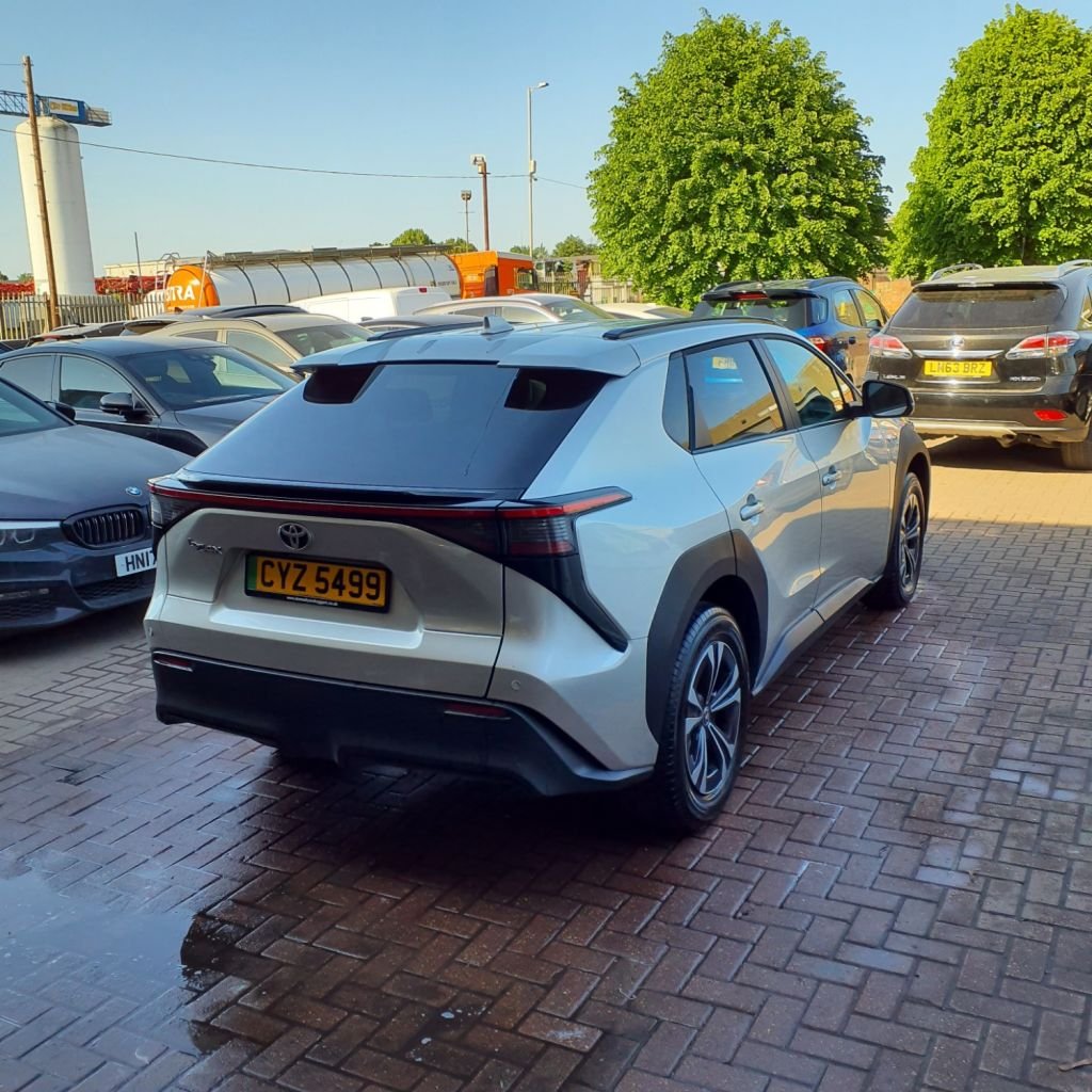 Used Toyota Other 2024 for sale - 77302101: Photo 9