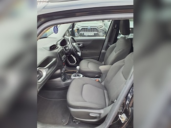 Used Jeep Renegade 2016 for sale - 78955631: Photo