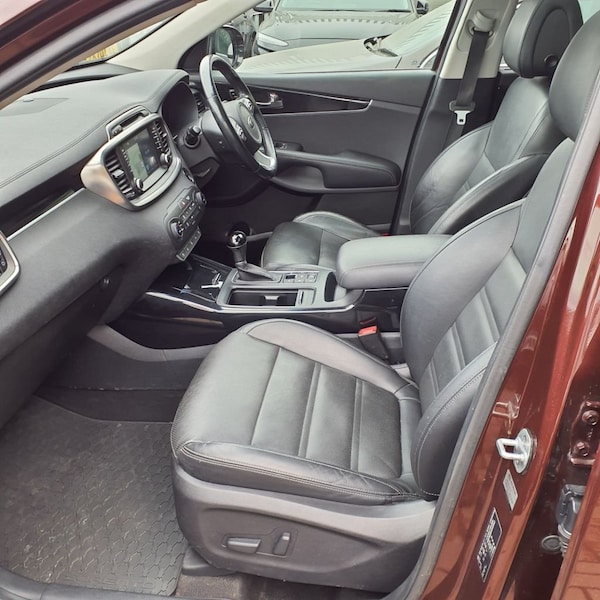 Used Kia Sorento 2017 for sale - 74434707: Photo 4