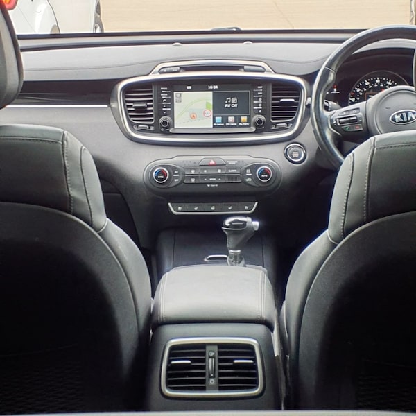 Used Kia Sorento 2017 for sale - 74434707: Photo 8