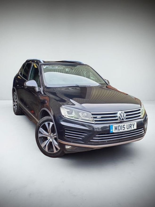 Used Volkswagen Touareg 2015 for sale - 76163549: Photo 1