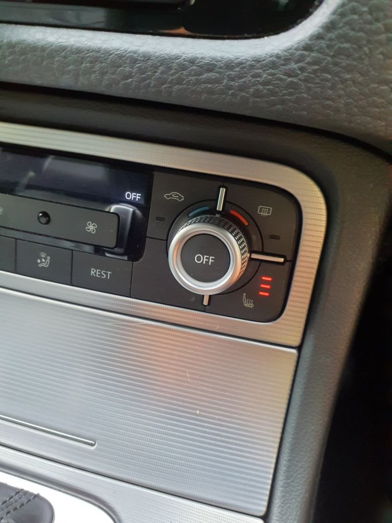 Used Volkswagen Touareg 2015 for sale - 76163549: Photo 16